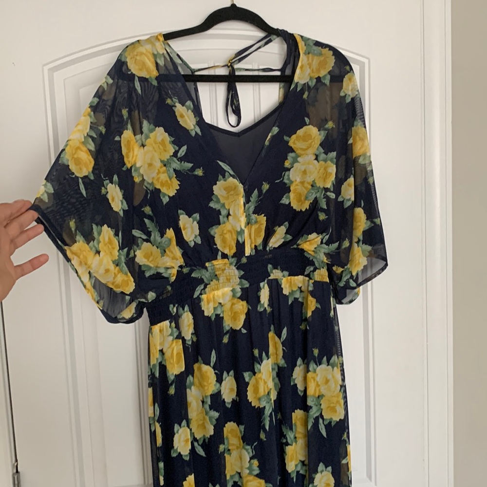 Fun all season floral dress!